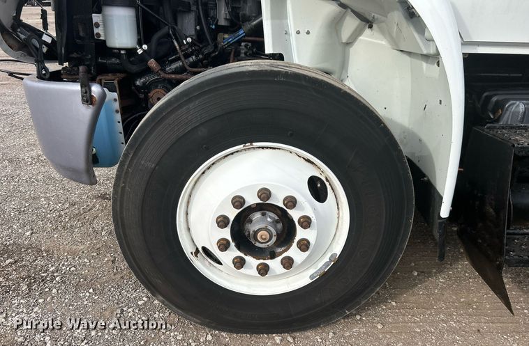 image for item EG1189 2013 International  4400 SBA utility / service truck