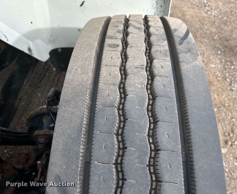 image for item EG1189 2013 International  4400 SBA utility / service truck