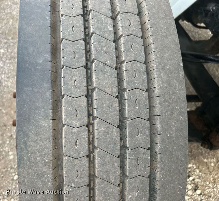 image for item EG1189 2013 International  4400 SBA utility / service truck