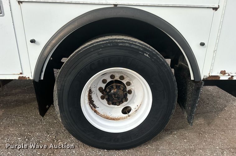 image for item EG1189 2013 International  4400 SBA utility / service truck