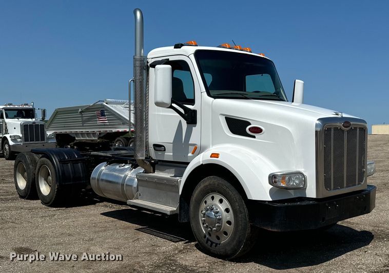 image for item EH4351 2016 Peterbilt 567 semi truck