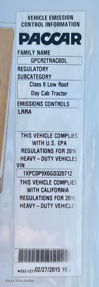 image for item EH4351 2016 Peterbilt 567 semi truck