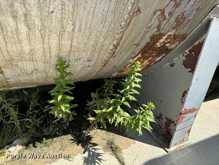 image for item EH4353 Fuel tank