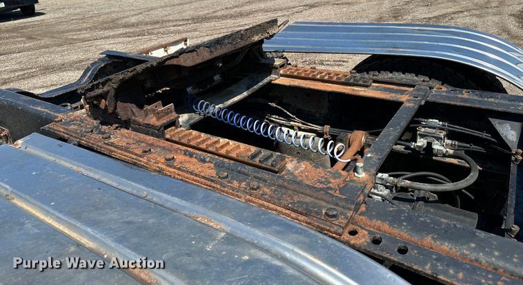 image for item EH4354 1995 Mack CH613 semi truck