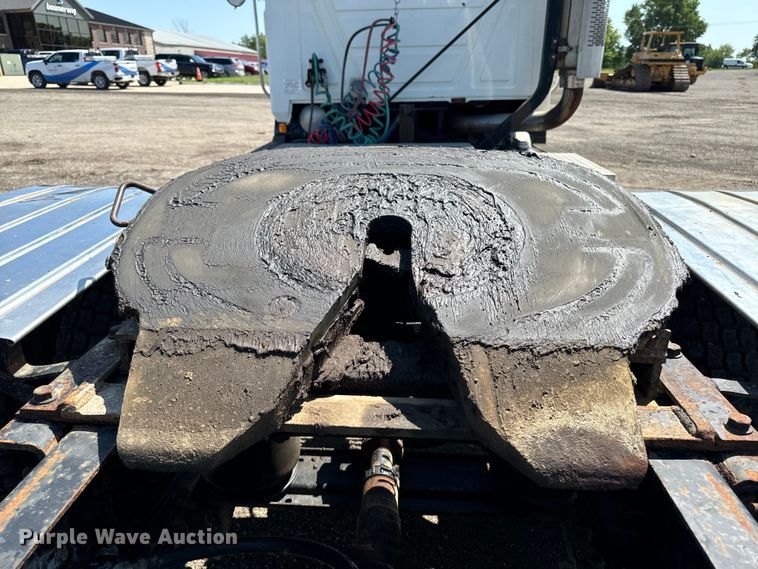 image for item EH4354 1995 Mack CH613 semi truck