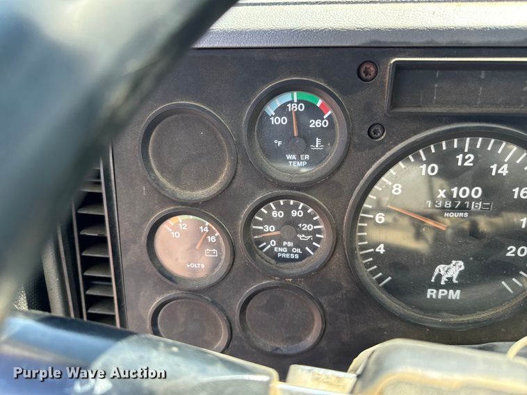 image for item EH4354 1995 Mack CH613 semi truck