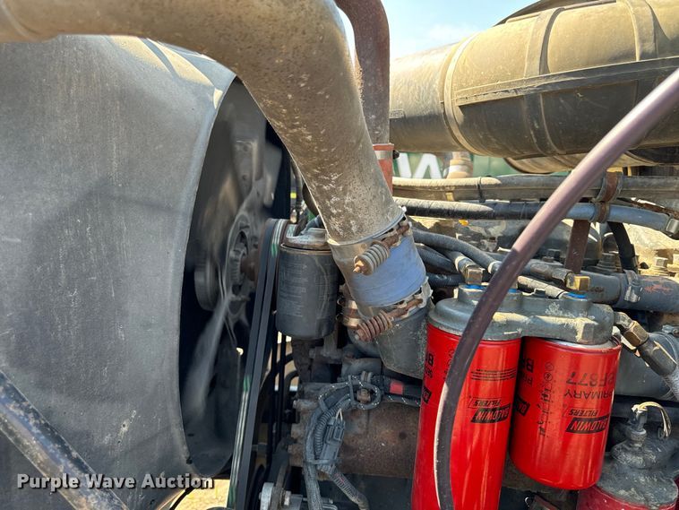 image for item EH4354 1995 Mack CH613 semi truck