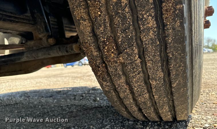 image for item EH4354 1995 Mack CH613 semi truck