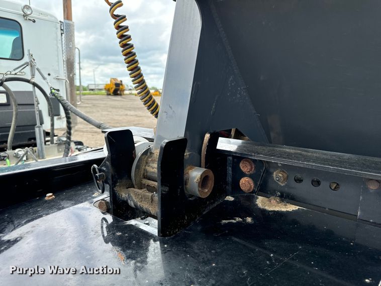 image for item EH4355 2022 Side Dump Industries DS39BAH1R2R11 side dump trailer