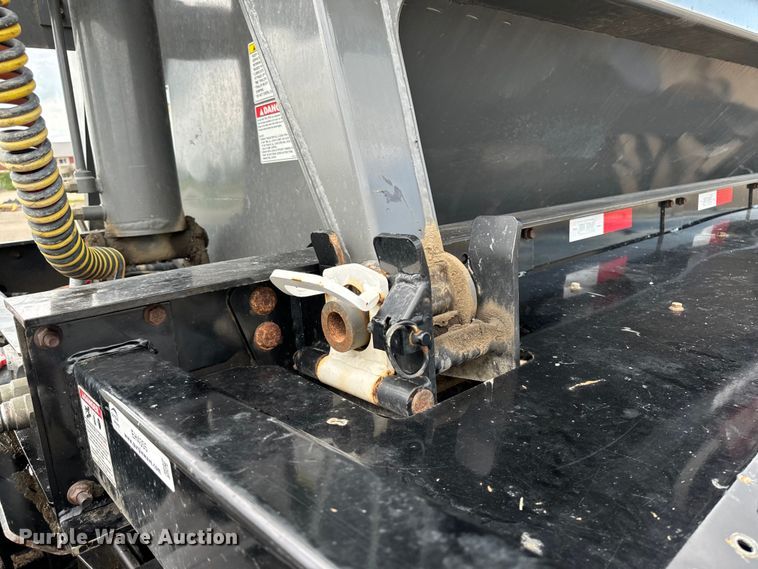 image for item EH4355 2022 Side Dump Industries DS39BAH1R2R11 side dump trailer