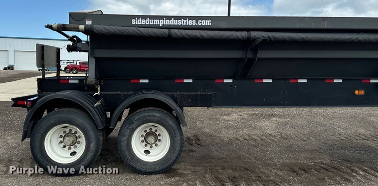 image for item EH4355 2022 Side Dump Industries DS39BAH1R2R11 side dump trailer