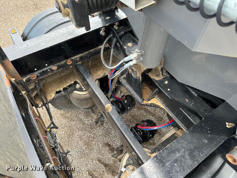 image for item EH4355 2022 Side Dump Industries DS39BAH1R2R11 side dump trailer