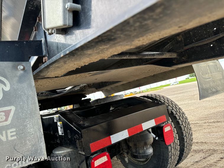 image for item EH4355 2022 Side Dump Industries DS39BAH1R2R11 side dump trailer