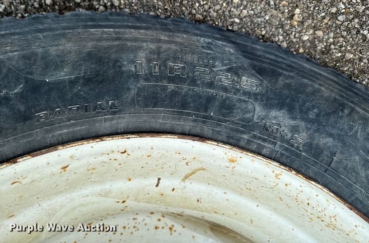 image for item EH4355 2022 Side Dump Industries DS39BAH1R2R11 side dump trailer