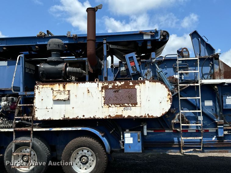 image for item EH4356 Peterson 4700B horizontal grinder