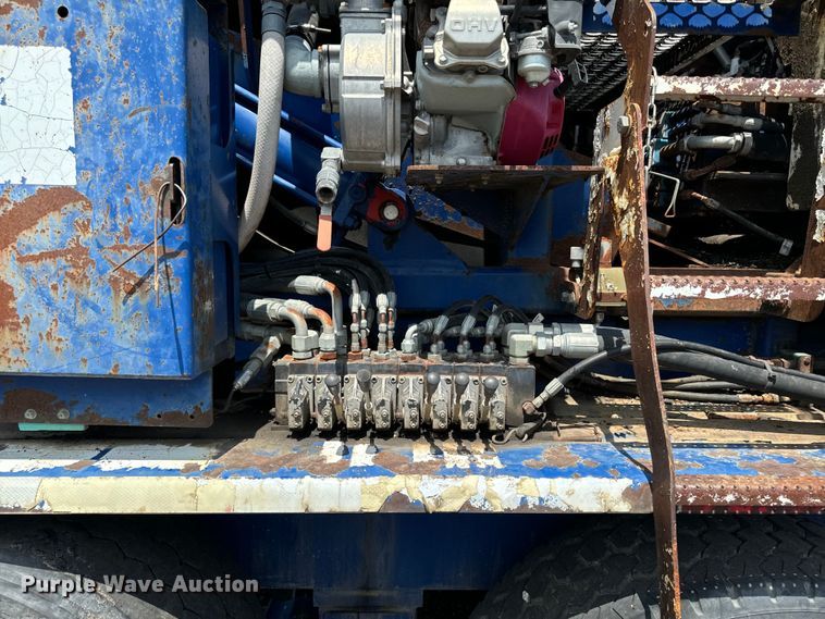 image for item EH4356 Peterson 4700B horizontal grinder