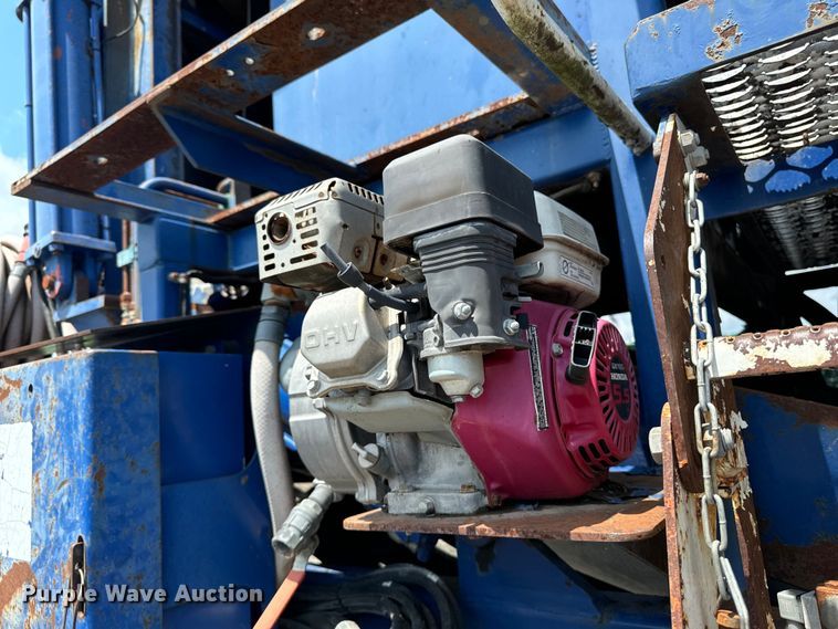 image for item EH4356 Peterson 4700B horizontal grinder