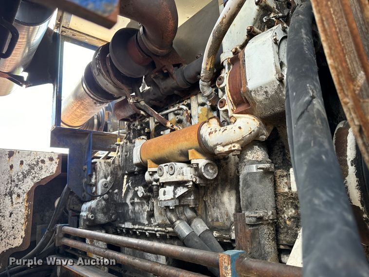 image for item EH4356 Peterson 4700B horizontal grinder