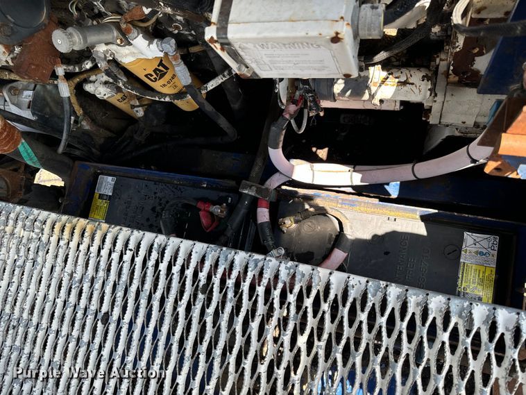 image for item EH4356 Peterson 4700B horizontal grinder