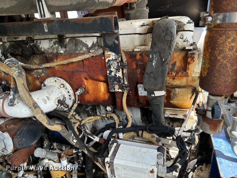 image for item EH4356 Peterson 4700B horizontal grinder