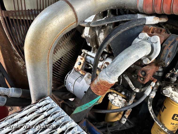 image for item EH4356 Peterson 4700B horizontal grinder