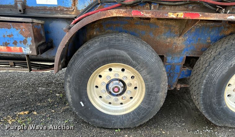 image for item EH4356 Peterson 4700B horizontal grinder