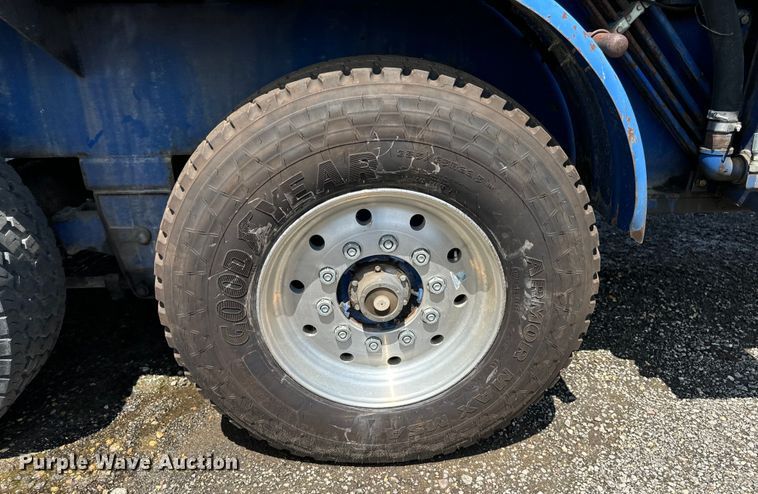 image for item EH4356 Peterson 4700B horizontal grinder