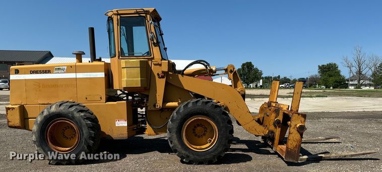 image for item EH4357 1989 Dresser 520B wheel loader