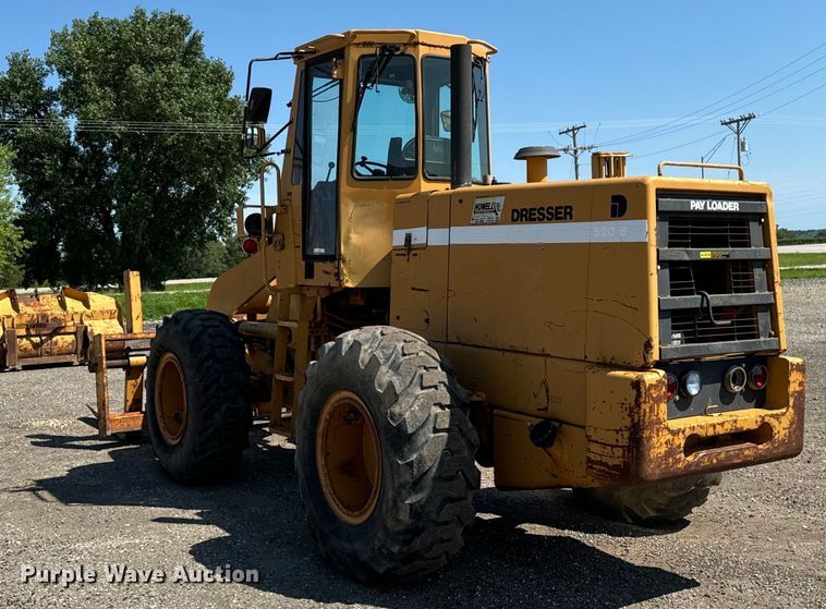 image for item EH4357 1989 Dresser 520B wheel loader