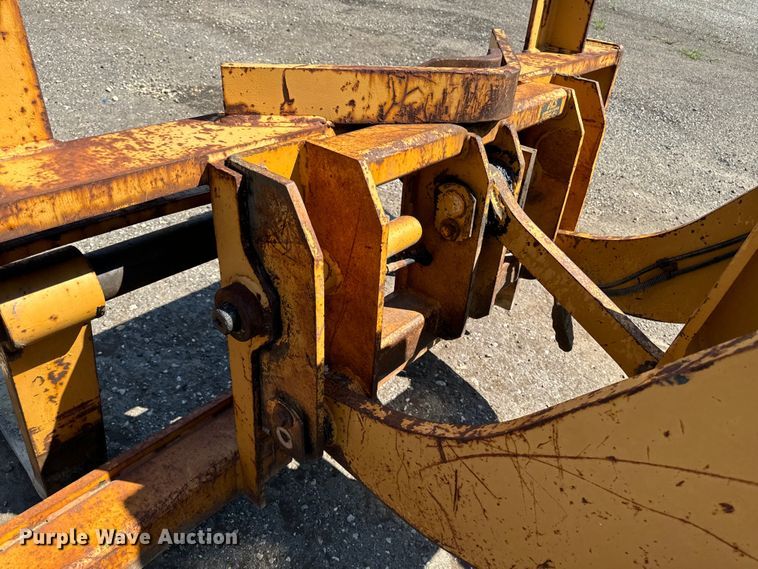 image for item EH4357 1989 Dresser 520B wheel loader