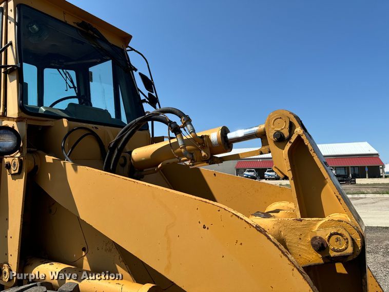 image for item EH4357 1989 Dresser 520B wheel loader
