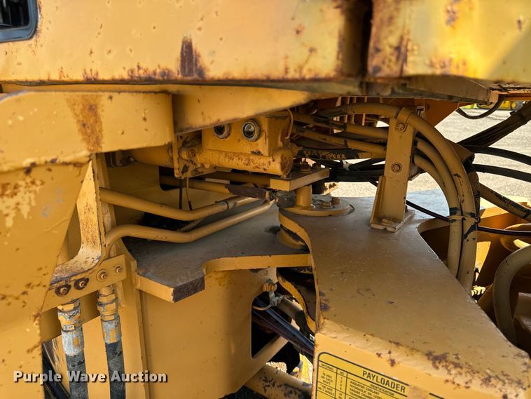 image for item EH4357 1989 Dresser 520B wheel loader