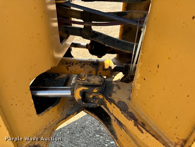 image for item EH4357 1989 Dresser 520B wheel loader