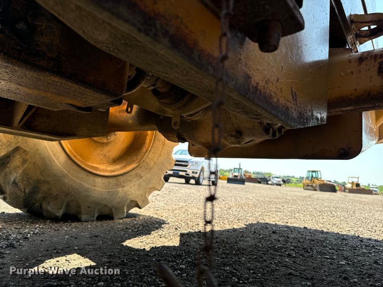 image for item EH4357 1989 Dresser 520B wheel loader