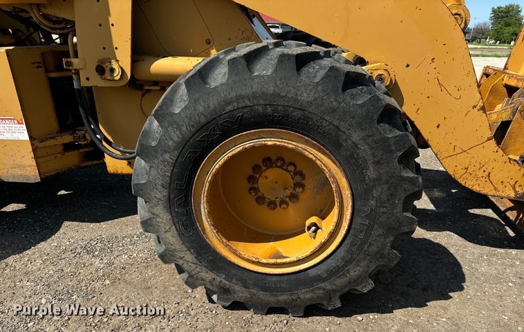 image for item EH4357 1989 Dresser 520B wheel loader