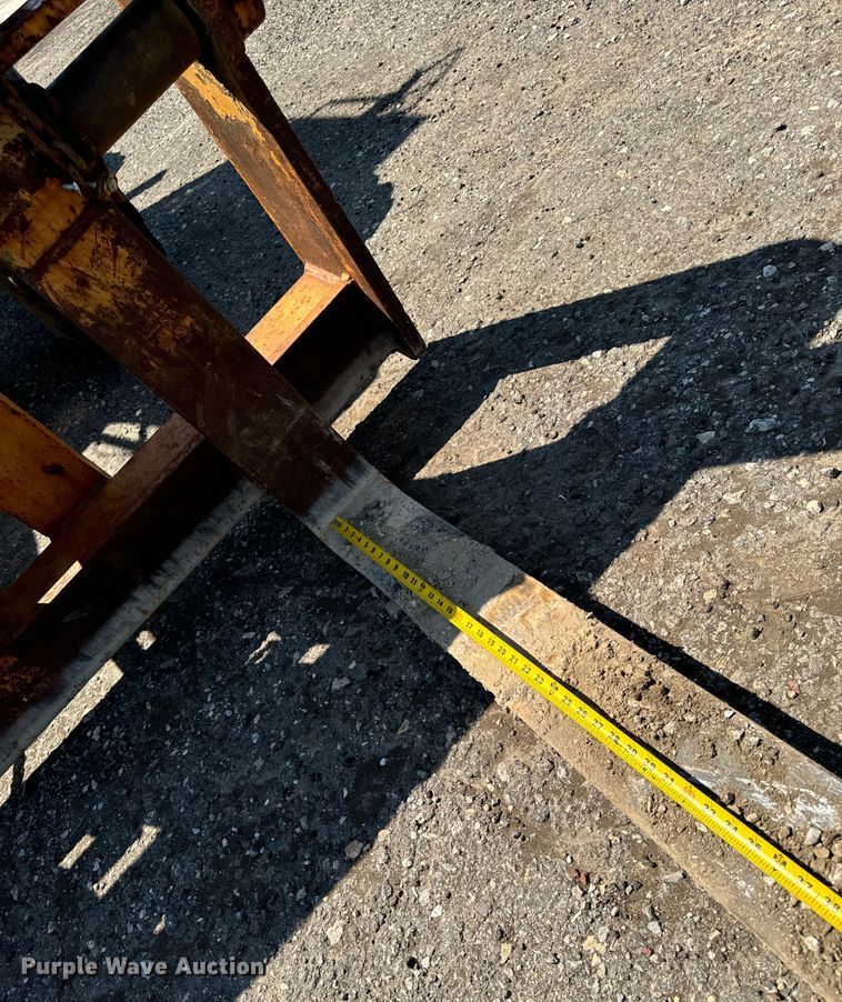 image for item EH4357 1989 Dresser 520B wheel loader