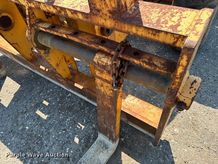 image for item EH4357 1989 Dresser 520B wheel loader