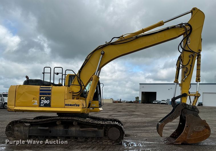 image for item EH4358 2013 Komatsu PC290LC-10 excavator