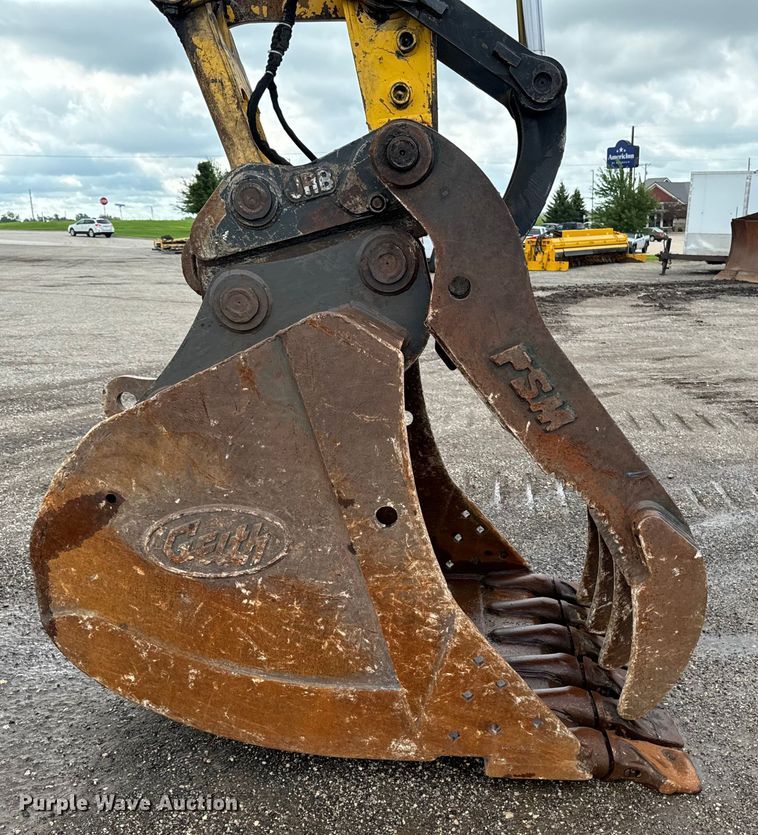 image for item EH4358 2013 Komatsu PC290LC-10 excavator