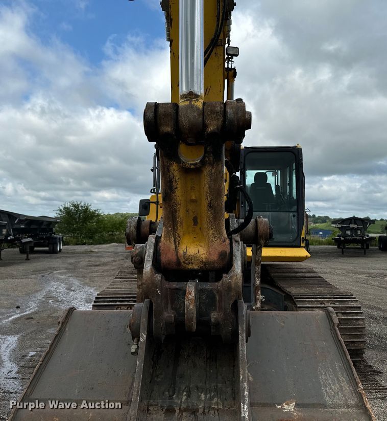image for item EH4358 2013 Komatsu PC290LC-10 excavator