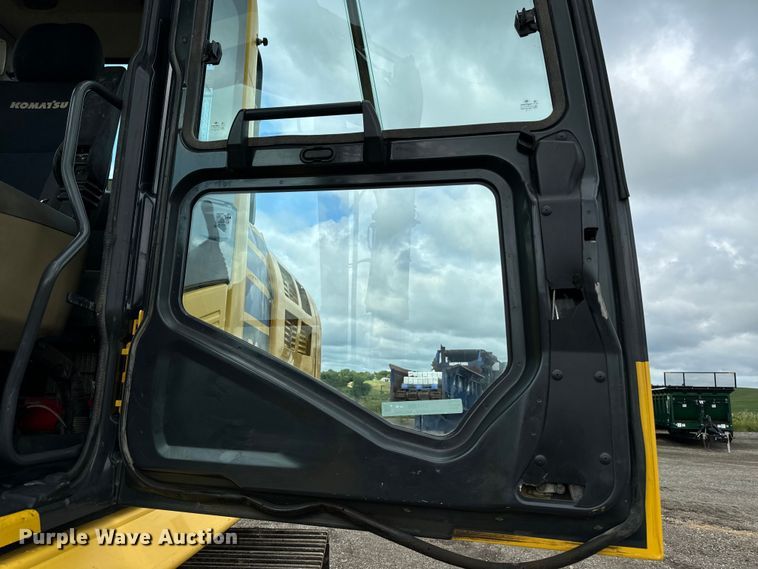 image for item EH4358 2013 Komatsu PC290LC-10 excavator