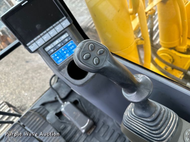 image for item EH4358 2013 Komatsu PC290LC-10 excavator