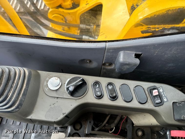 image for item EH4358 2013 Komatsu PC290LC-10 excavator