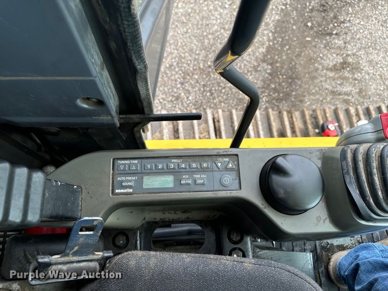 image for item EH4358 2013 Komatsu PC290LC-10 excavator