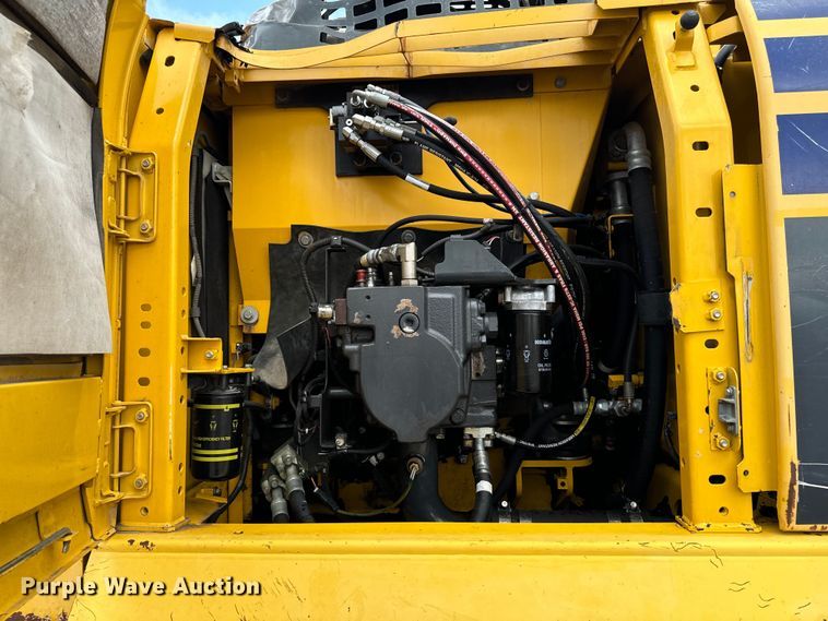 image for item EH4358 2013 Komatsu PC290LC-10 excavator