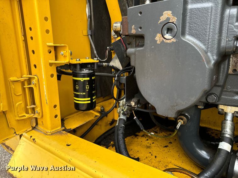 image for item EH4358 2013 Komatsu PC290LC-10 excavator