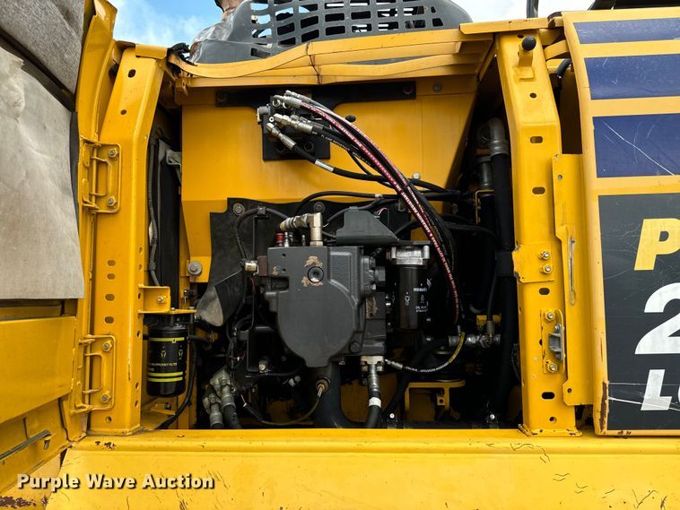 image for item EH4358 2013 Komatsu PC290LC-10 excavator