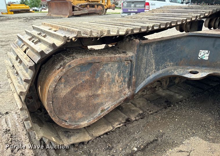 image for item EH4358 2013 Komatsu PC290LC-10 excavator