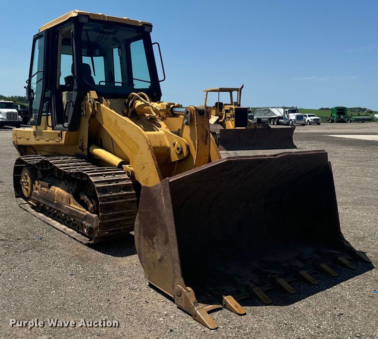image for item EH4359 2002 Caterpillar 953C track loader