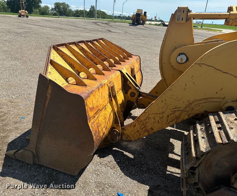 image for item EH4359 2002 Caterpillar 953C track loader